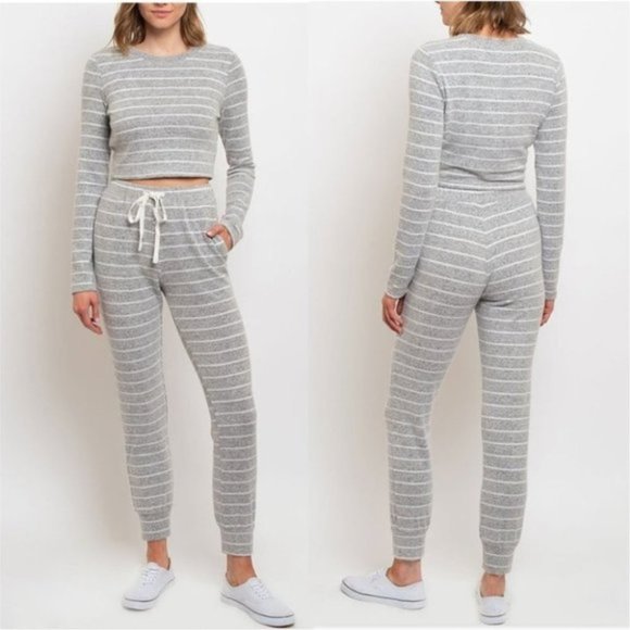 MODA ME COUTURE Pants - Comfy Gray Striped 2 piece Set